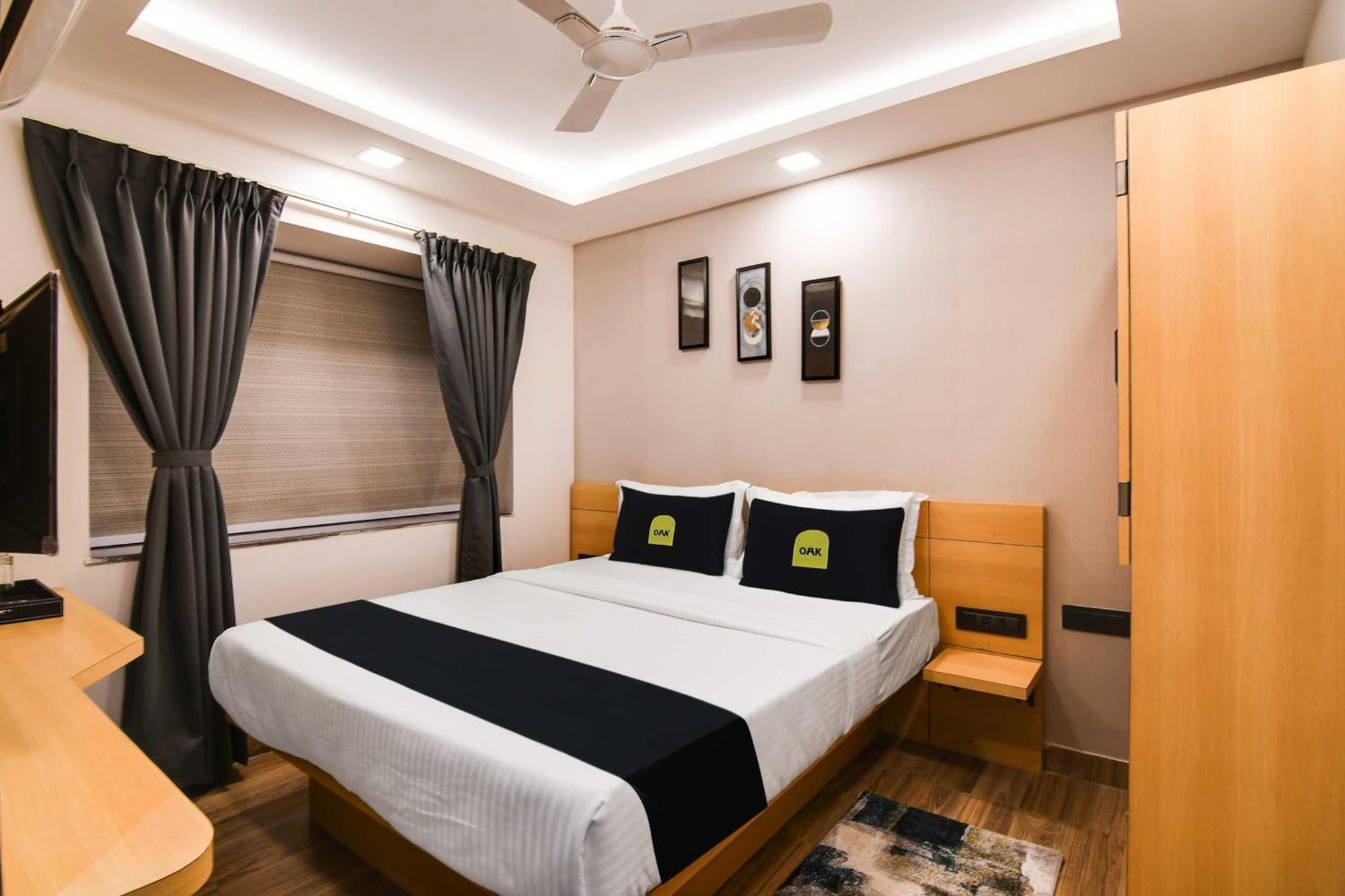 Super Townhouse Oak Sayhallo Ecstasy Bhubaneswar Ngoại thất bức ảnh