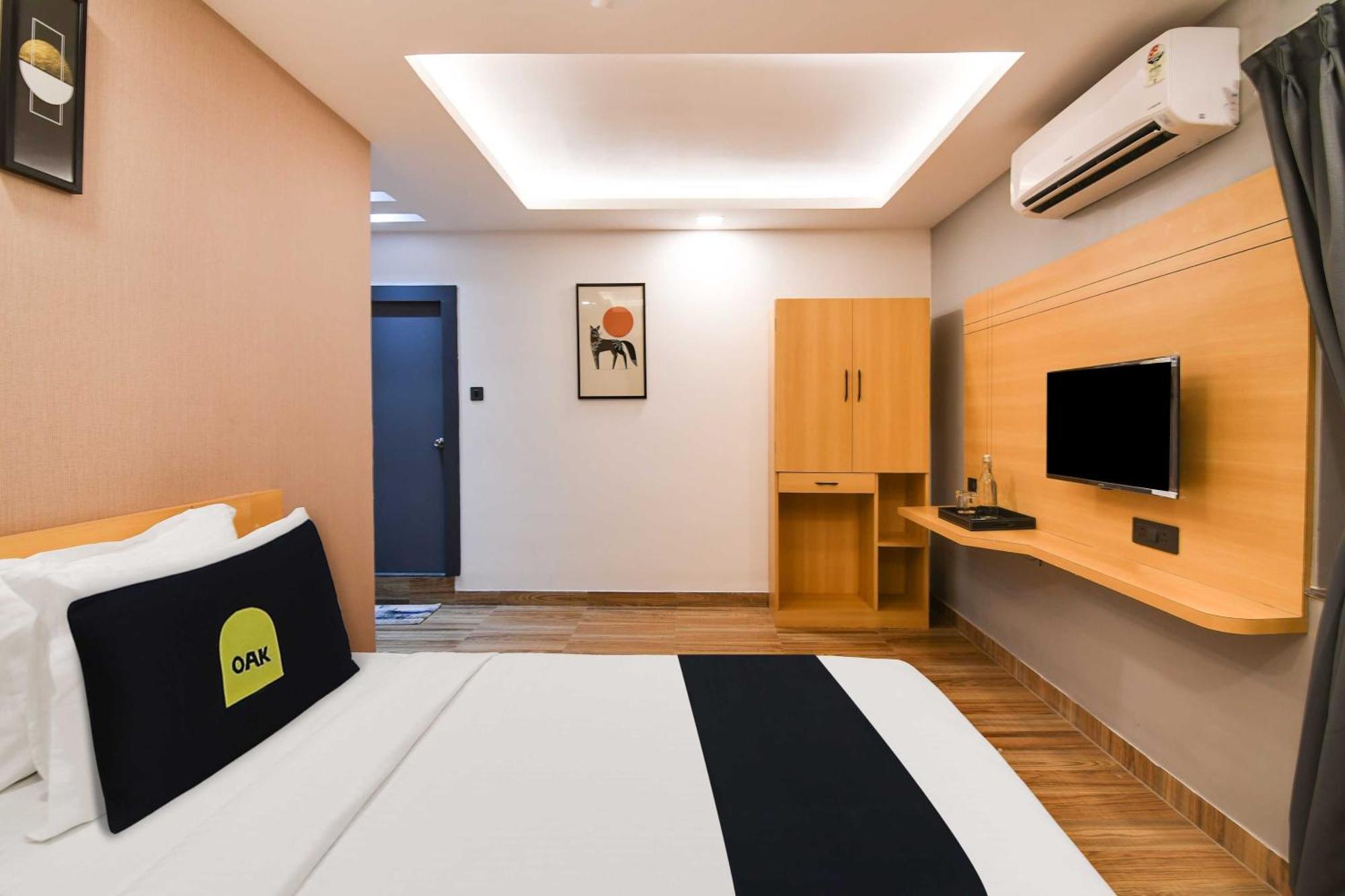 Super Townhouse Oak Sayhallo Ecstasy Bhubaneswar Ngoại thất bức ảnh