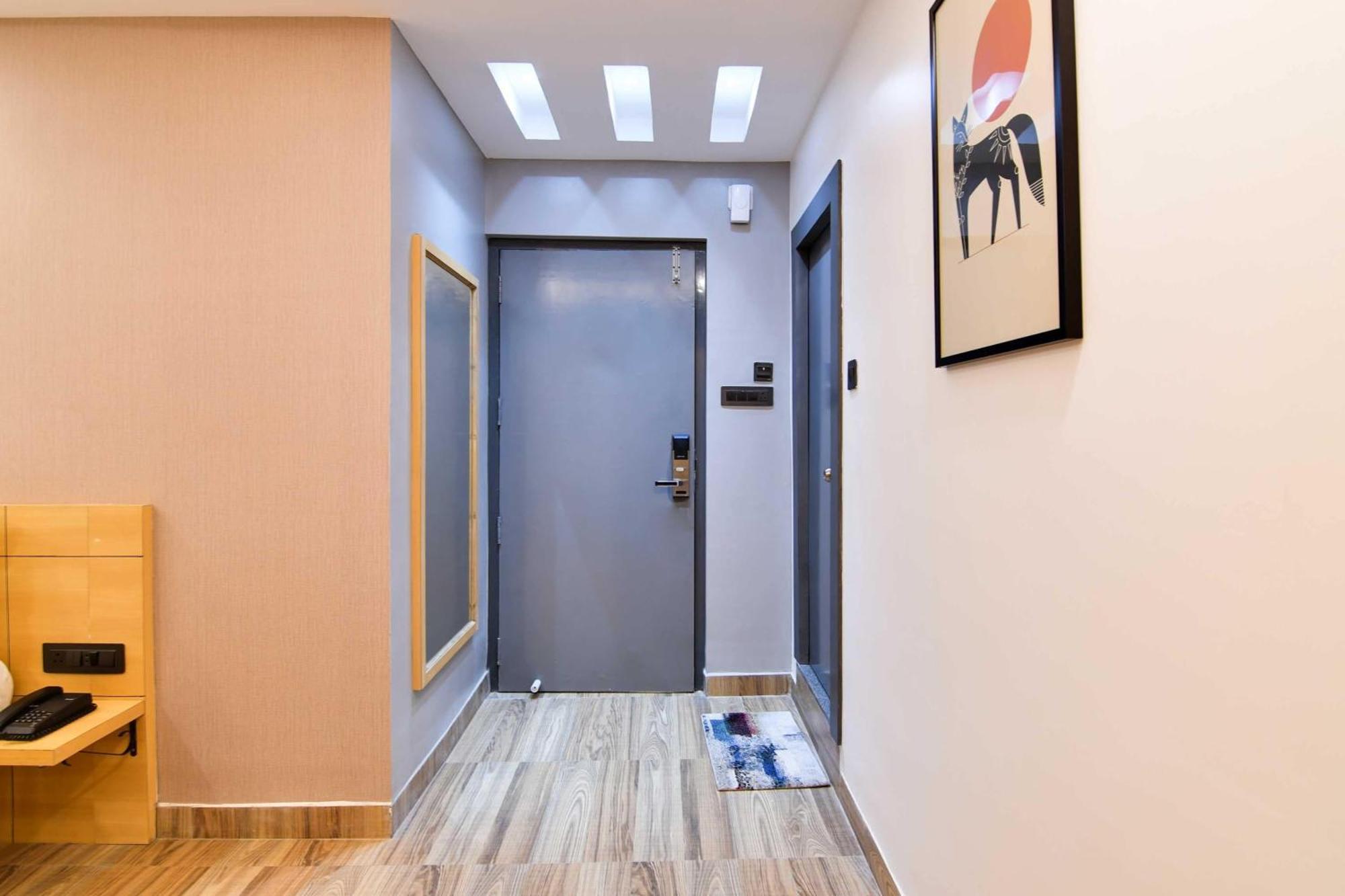 Super Townhouse Oak Sayhallo Ecstasy Bhubaneswar Ngoại thất bức ảnh