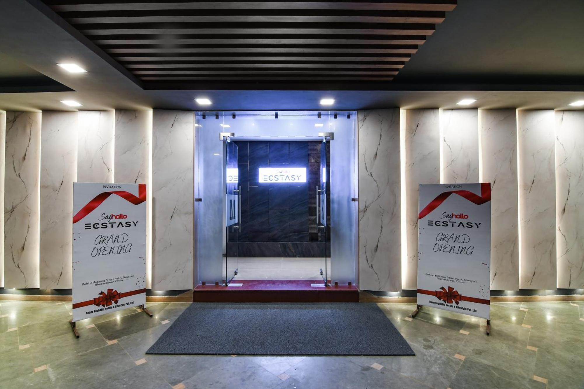 Super Townhouse Oak Sayhallo Ecstasy Bhubaneswar Ngoại thất bức ảnh