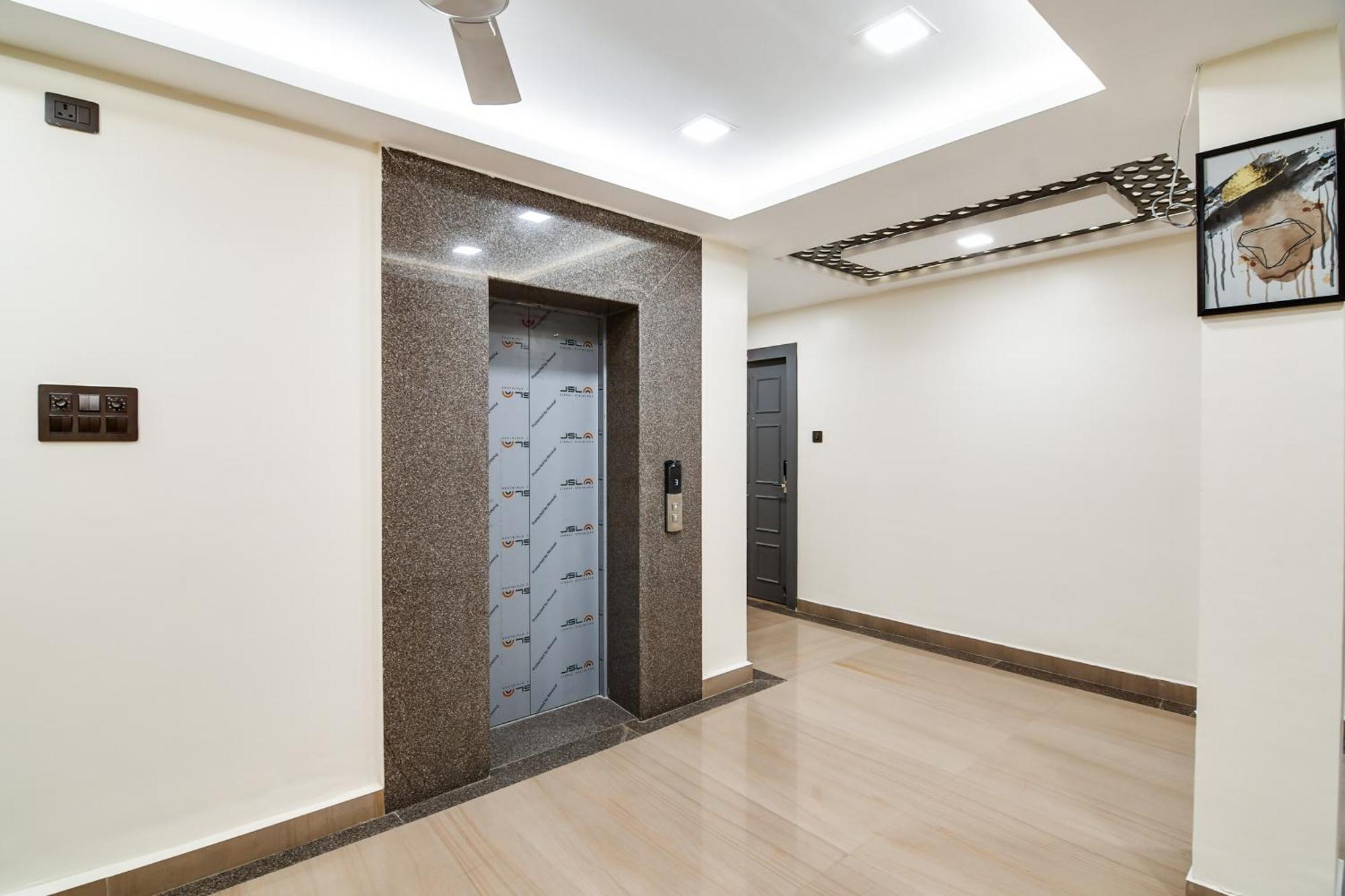 Super Townhouse Oak Sayhallo Ecstasy Bhubaneswar Ngoại thất bức ảnh