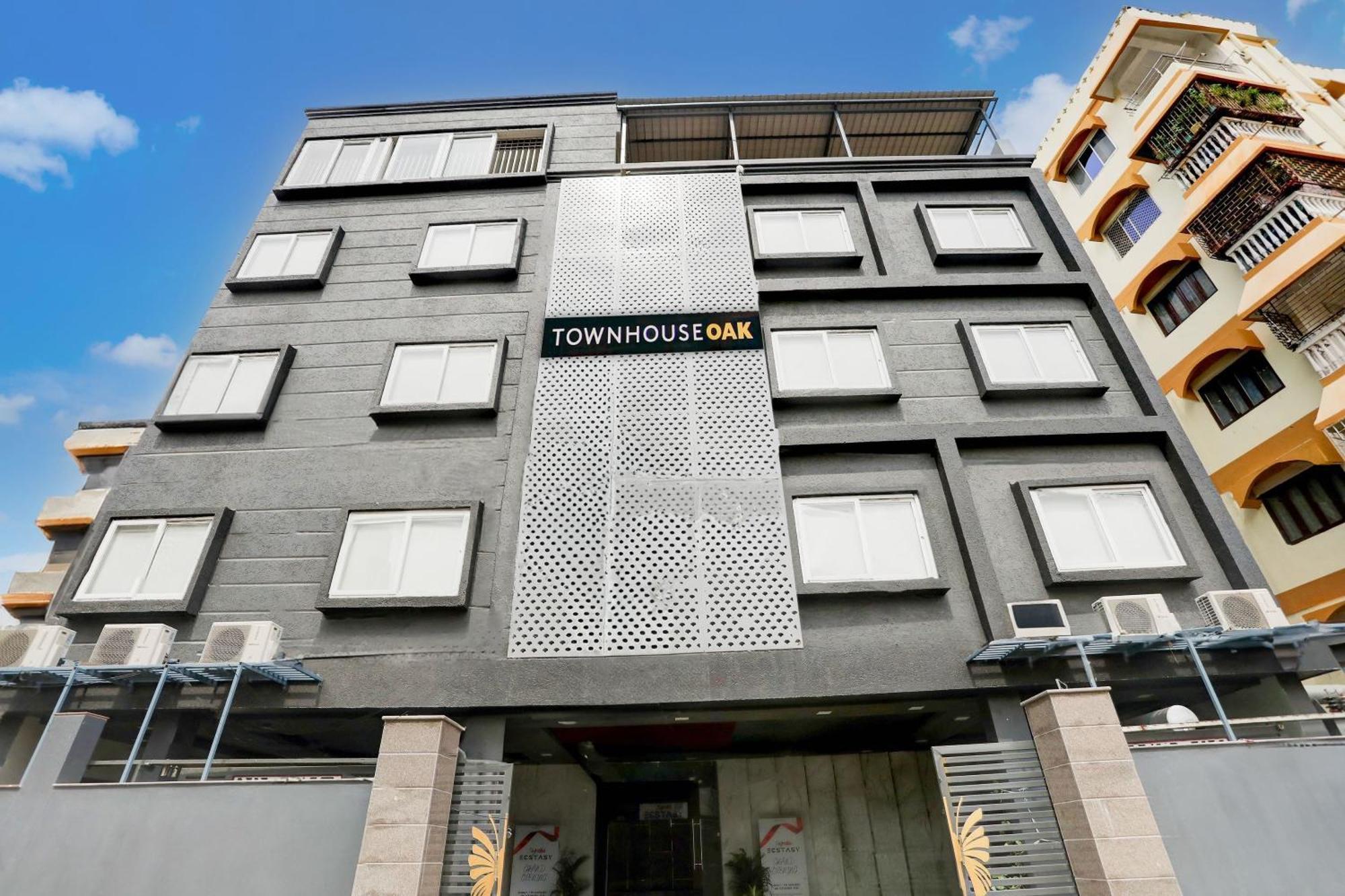Super Townhouse Oak Sayhallo Ecstasy Bhubaneswar Ngoại thất bức ảnh